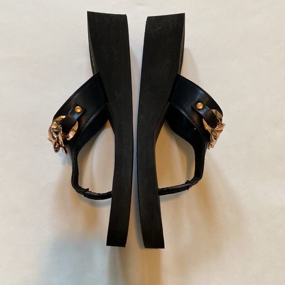 Mixit Rose Gold Wedge Flip Flop Sandals - Picture 3 of 8